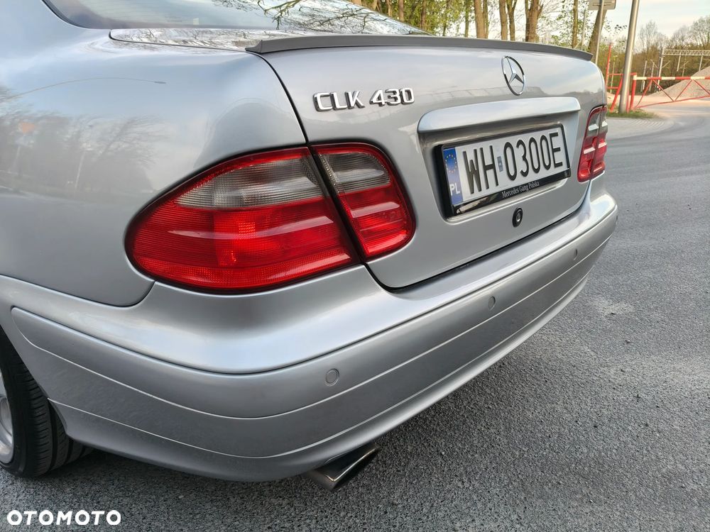 Mercedes-Benz CLK - 8