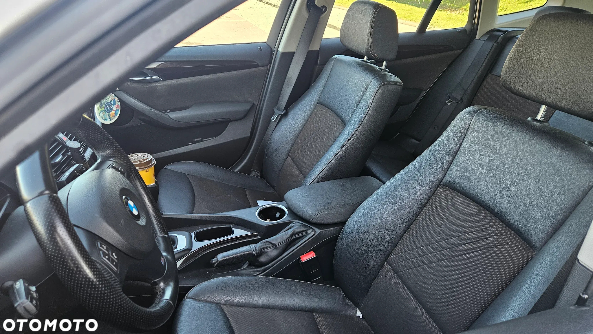 BMW X1 xDrive18d - 11