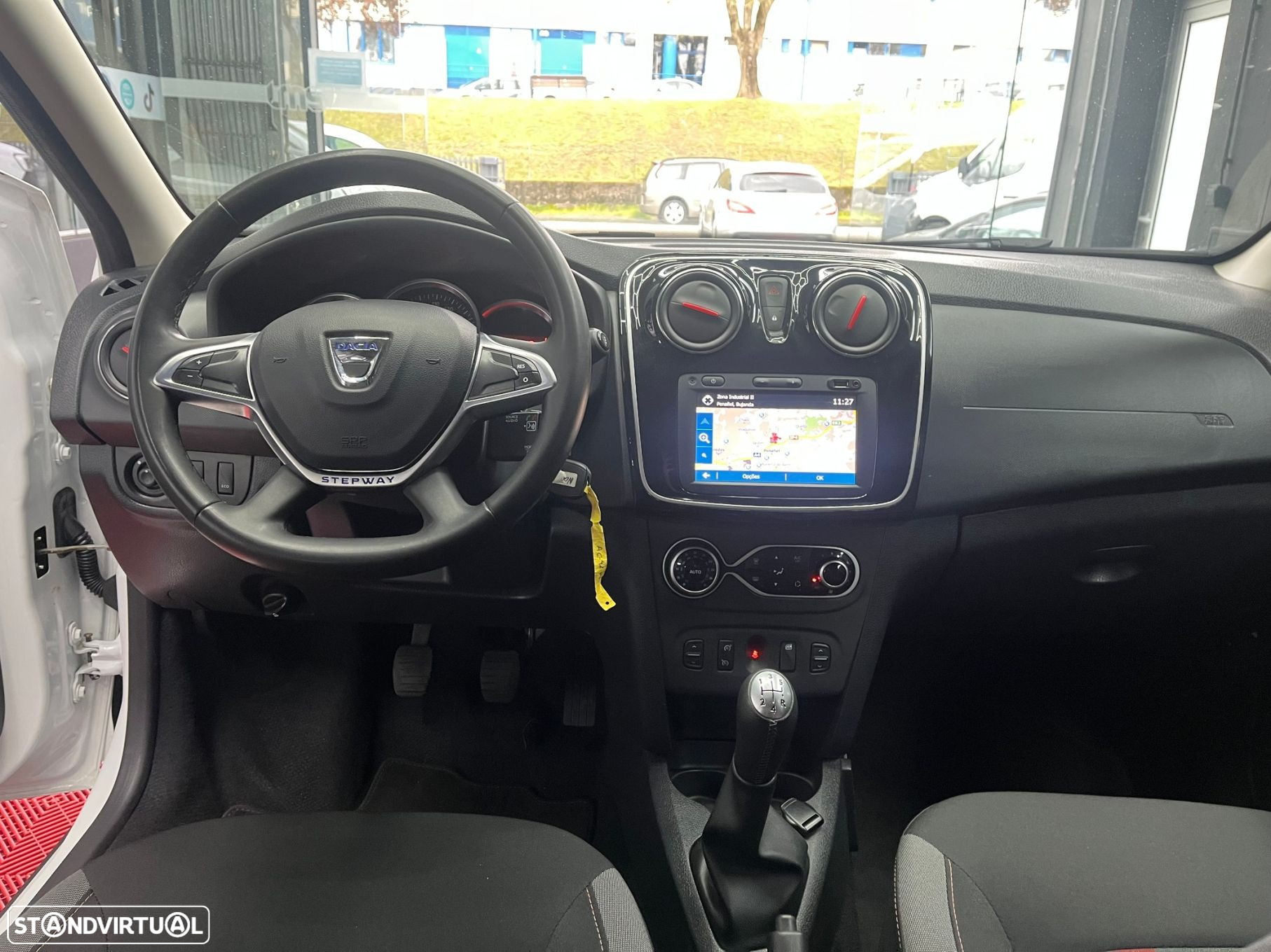 Dacia Logan MCV 0.9 TCe Stepway - 10