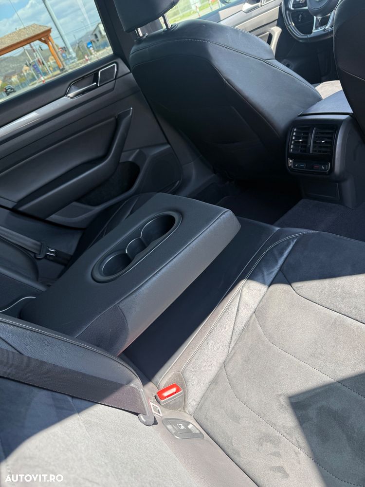 Volkswagen ARTEON 2.0 TDI DSG 4Motion R-Line - 9