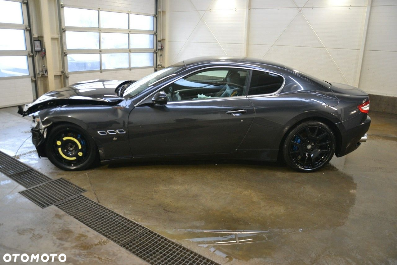 Maserati GranTurismo - 4