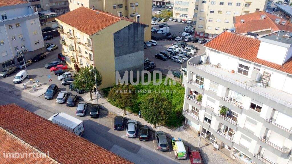 Terreno Urbano com Projeto Pré-Aprovado no Centro de Oliveira de Azemé - Grande imagem: 5/7