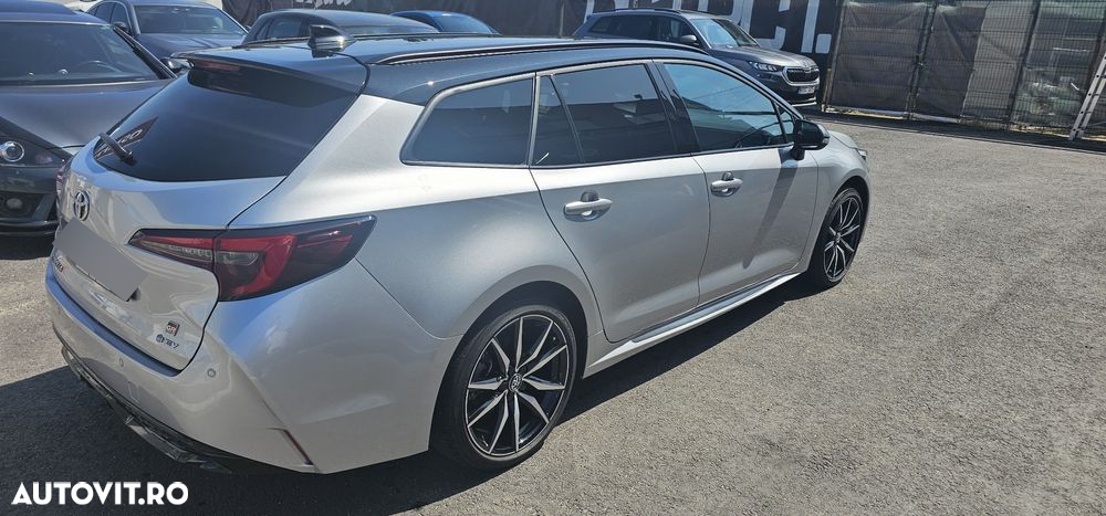 Toyota Corolla 2.0 HSD Exclusive Plus GR Sport Bi-Tone - 2
