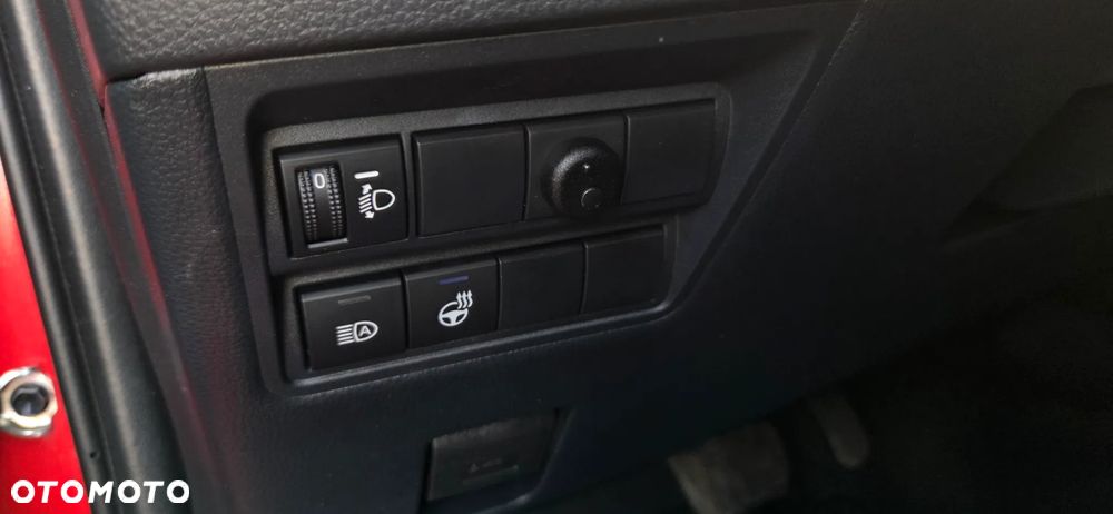 Toyota Yaris - 32