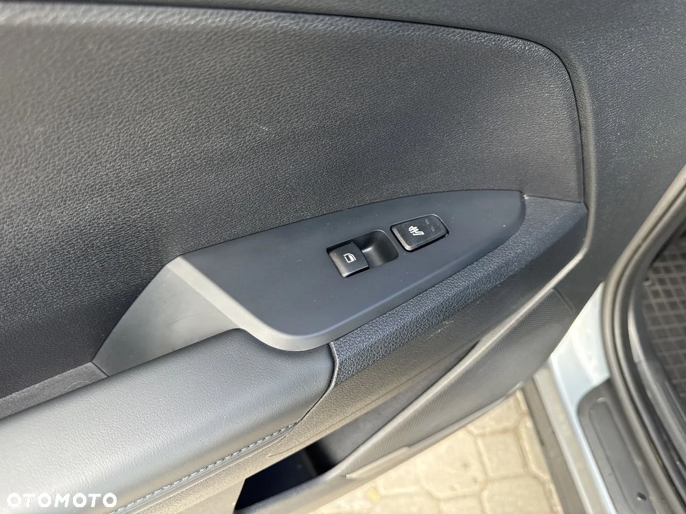 Kia Sportage 1.6 T-GDI L 2WD DCT - 26