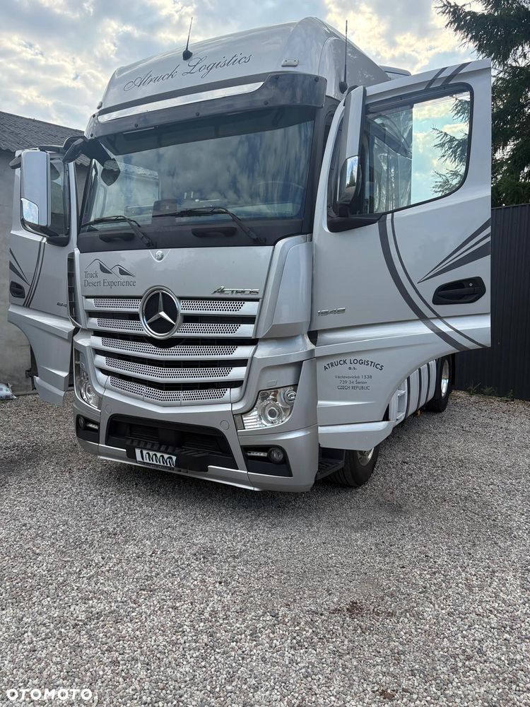 Mercedes-Benz Actros - 2