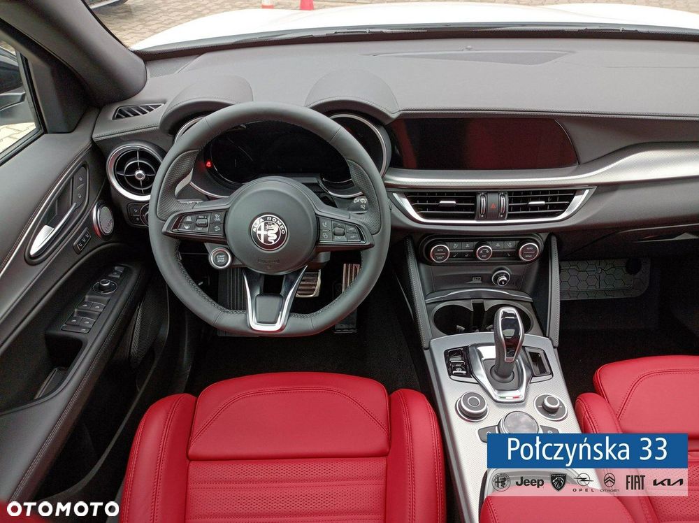 Alfa Romeo Stelvio - 10