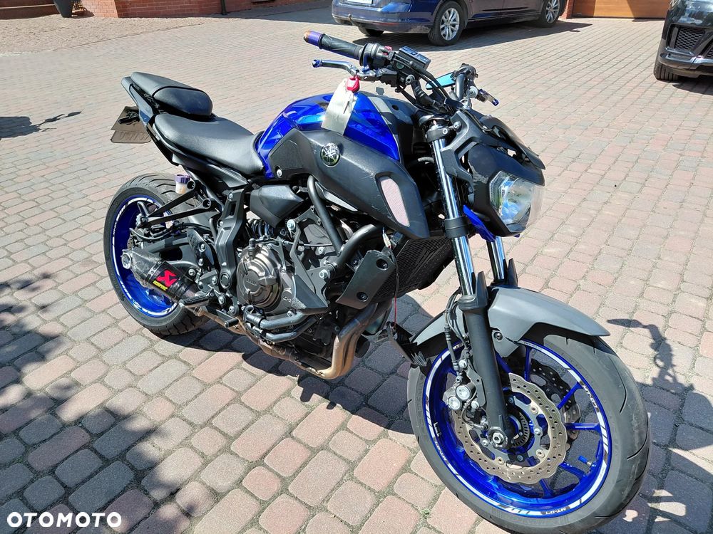 Yamaha MT - 7