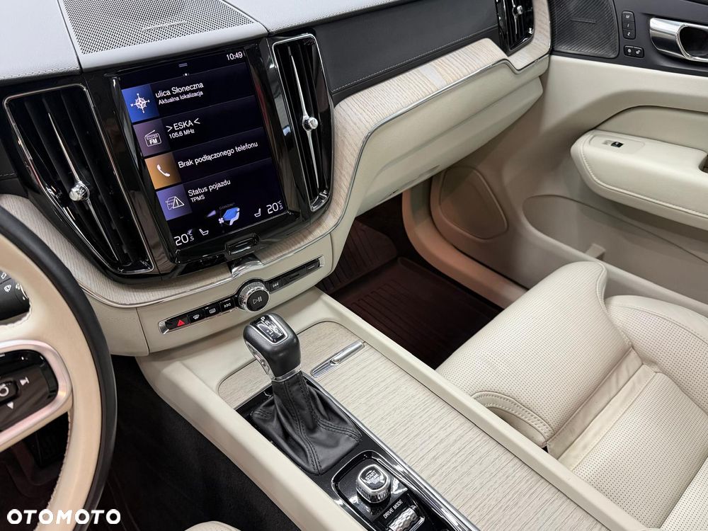 Volvo XC 60 T5 Inscription - 26