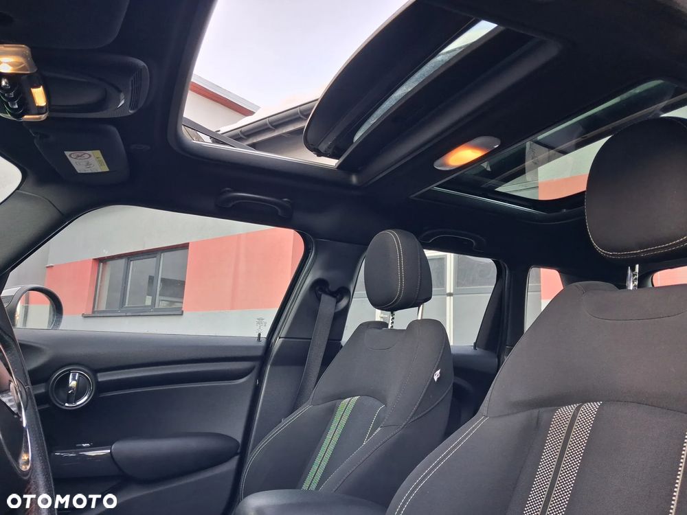 MINI Cooper D 60 Years - 14