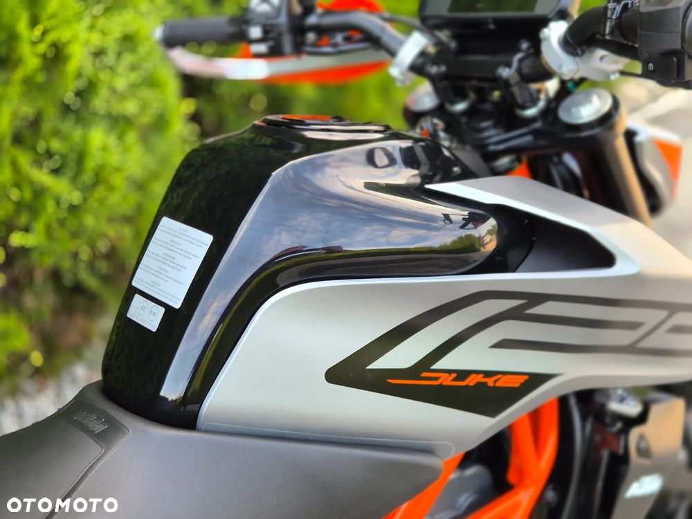 KTM Duke 125 - 13