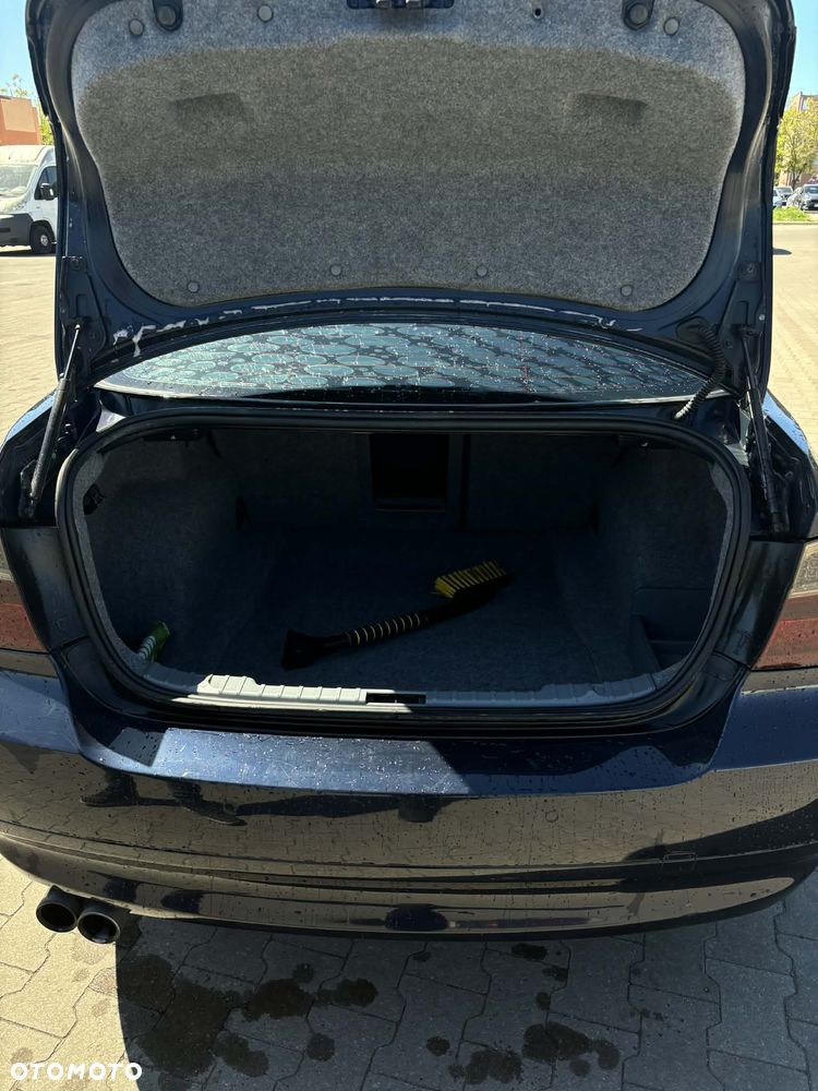 BMW Seria 3 330i - 5