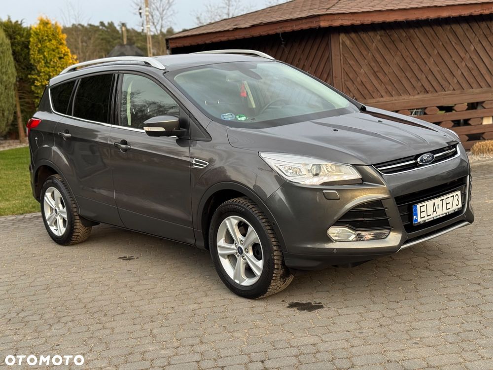 Ford Kuga - 1
