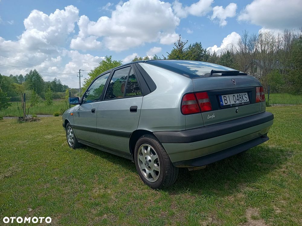 Lancia Delta - 5