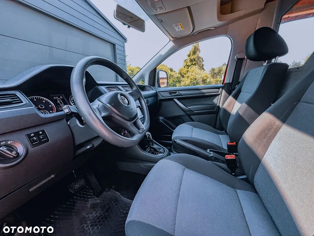 Volkswagen Caddy Maxi 2.0 TDI DSG - 24