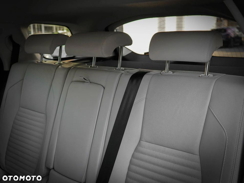 Land Rover Discovery Sport - 23