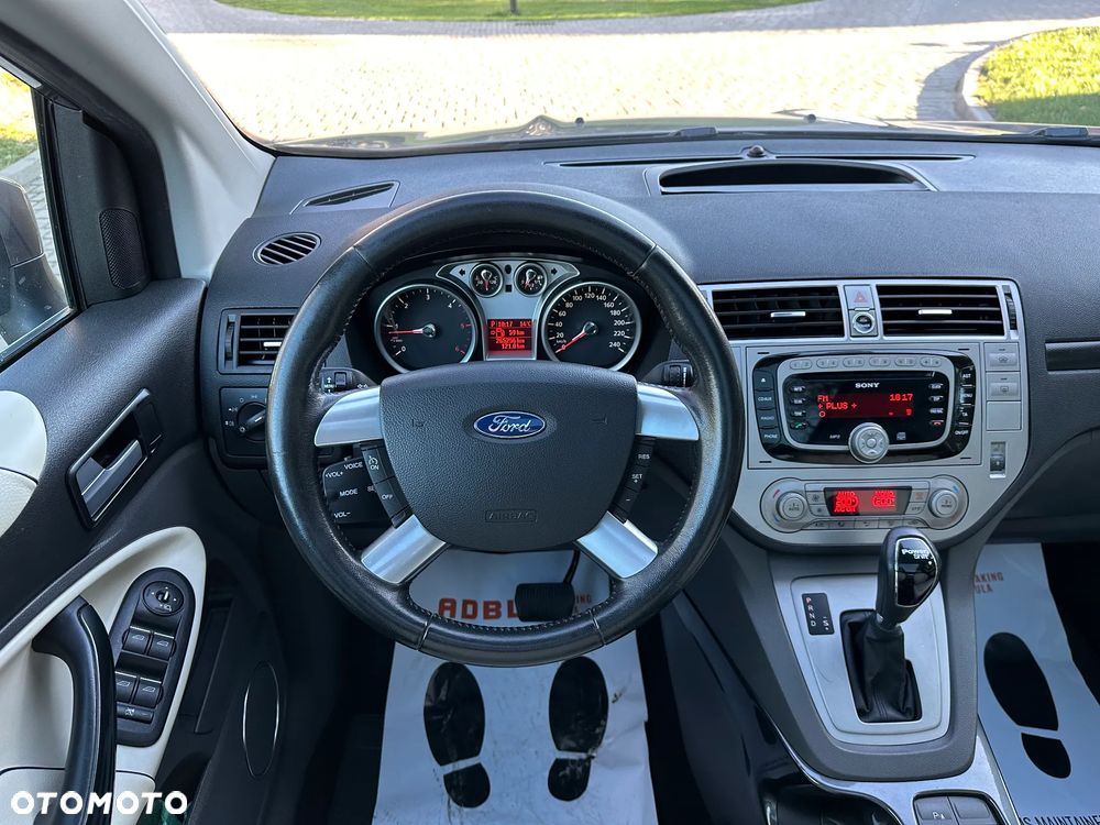Ford Kuga 2.0 TDCi 4x4 Individual - 14