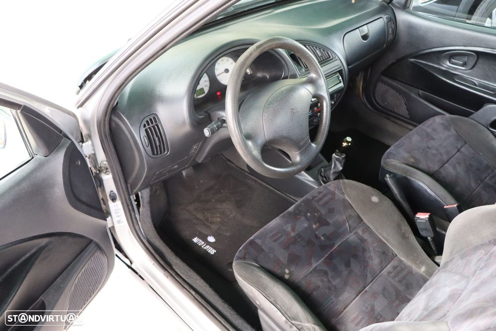 Citroën Saxo 1.6i 16V Cup - 10