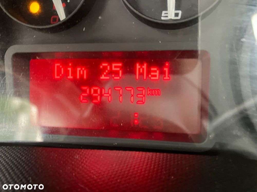 Iveco Iveco daily 35C13 wywrotka solidny kiper - 9