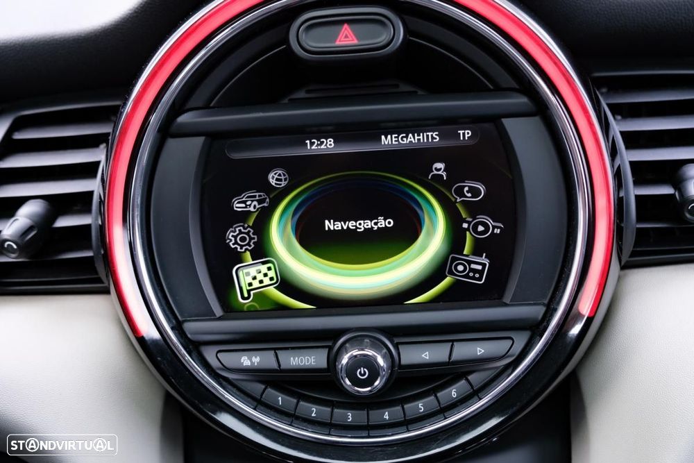 MINI 5 Portas Cooper Aut. Yours - 6