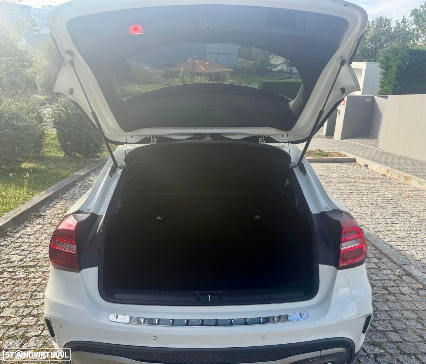 Mercedes-Benz GLA 220 CDi AMG Line 4-Matic - 4