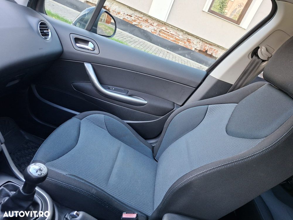 Peugeot 308 - 7