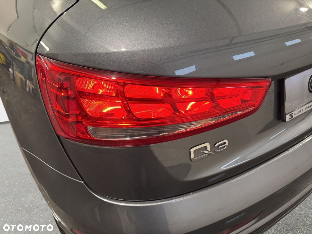 Audi Q3 1.4 TFSI S tronic - 12