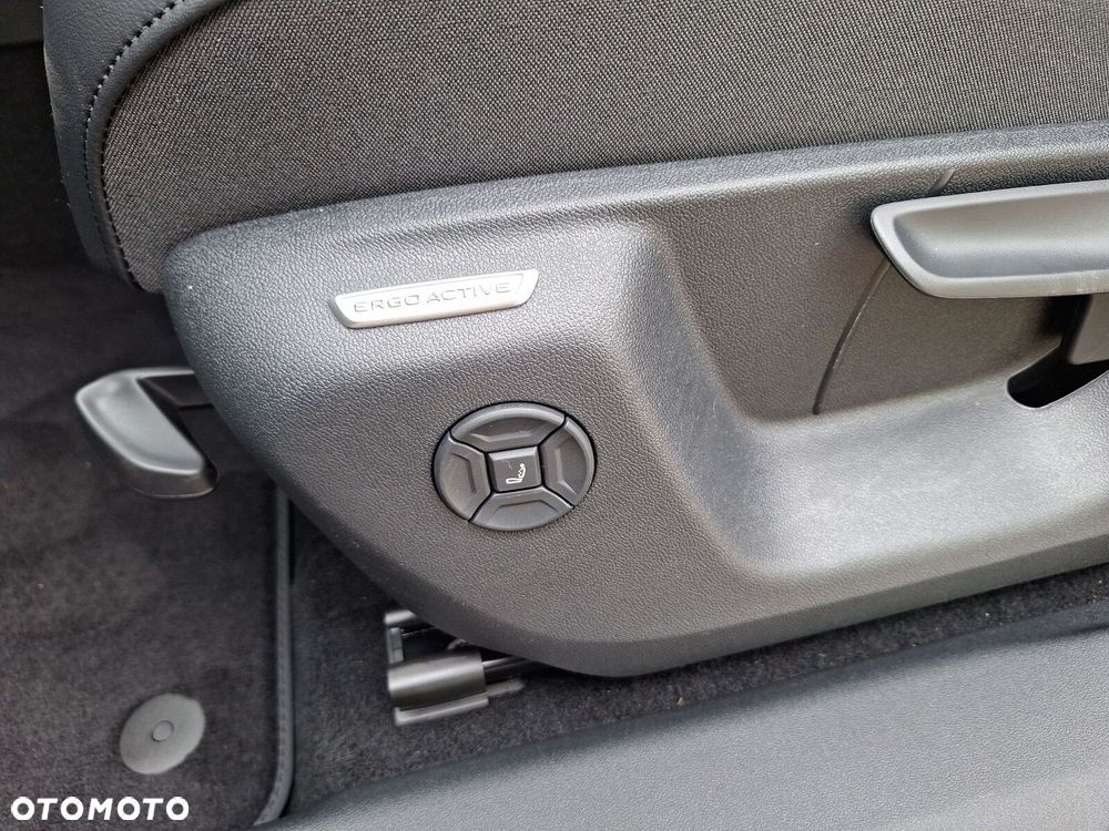 Volkswagen Tiguan 1.5 eHybrid PHEV 150kW Elegance DSG - 25