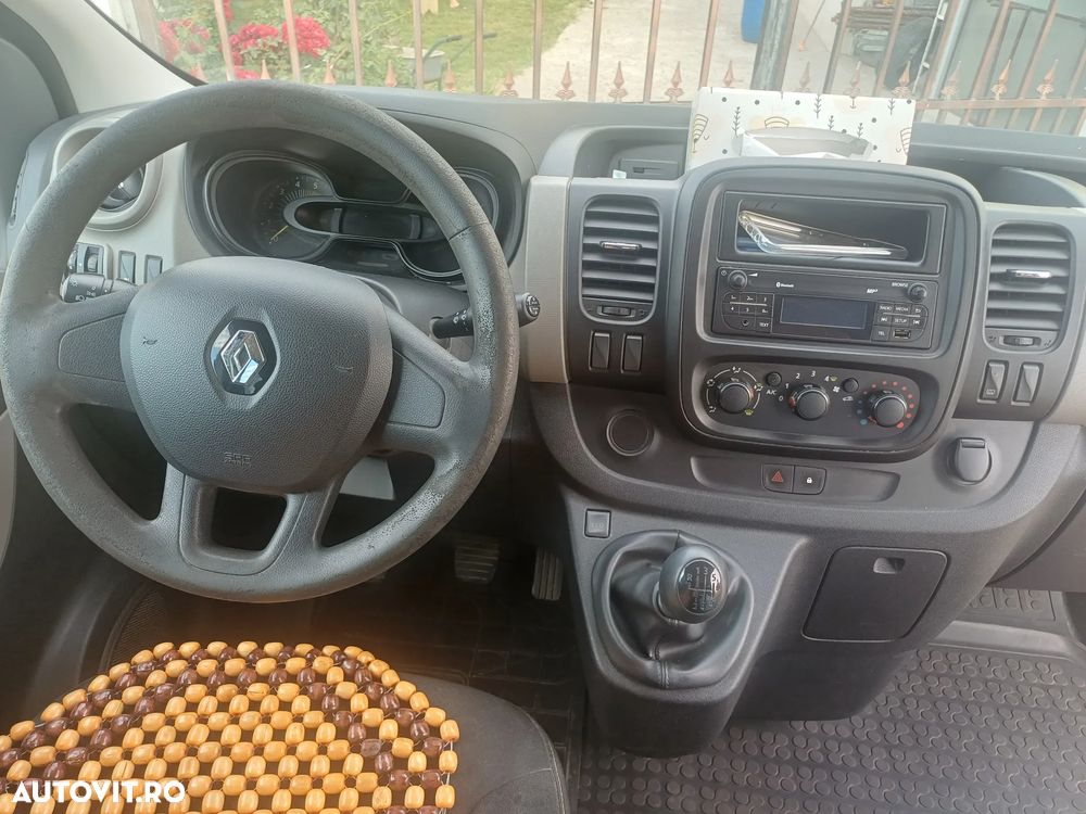 Renault Trafic Combi L1H1 8+1 Authentique - 10