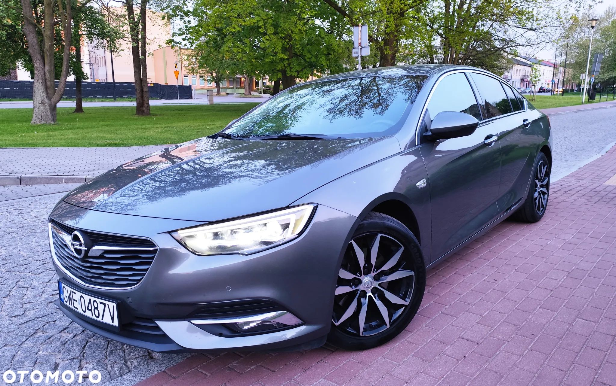 Opel Insignia 2.0 CDTI Innovation S&S - 1