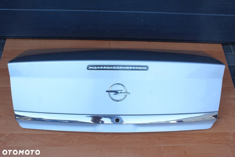 KLAPA BAGAŻNIKA OPEL VECTRA C SEDAN Z157