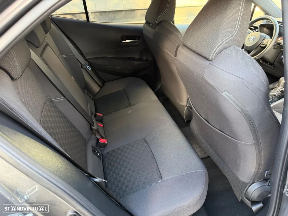 Toyota Corolla 1.8 Hybrid Exclusive - 15