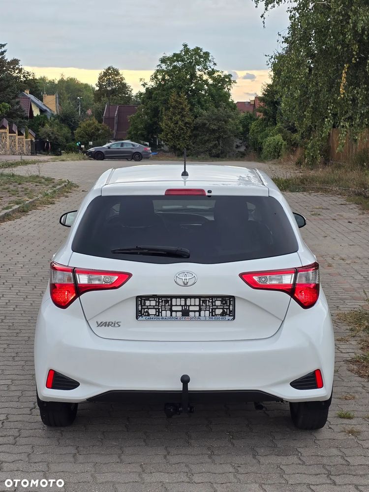 Toyota Yaris - 8