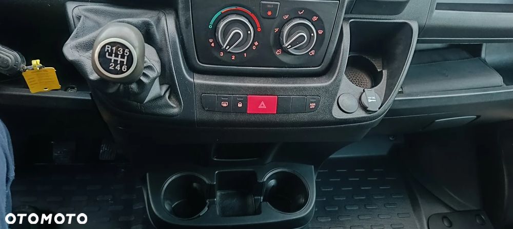 Citroën Jumper Boxer Ducato klima tempomat czujniki 2019 r L2H1 Vivaro Movano master - 36