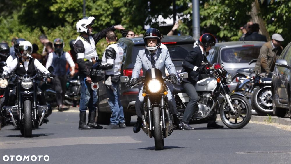 Triumph Thruxton - 8
