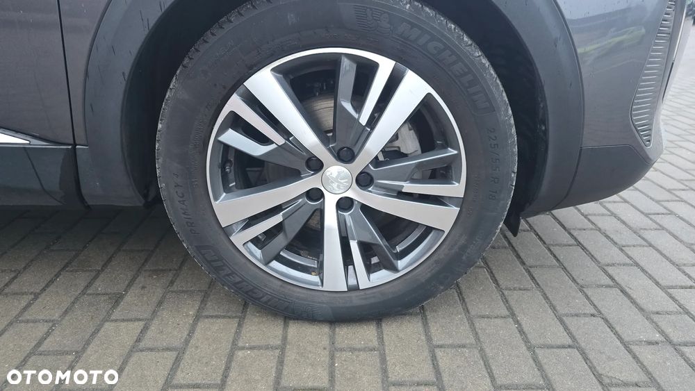 Peugeot 3008 1.2 PureTech Allure Pack S&S EAT8 - 9