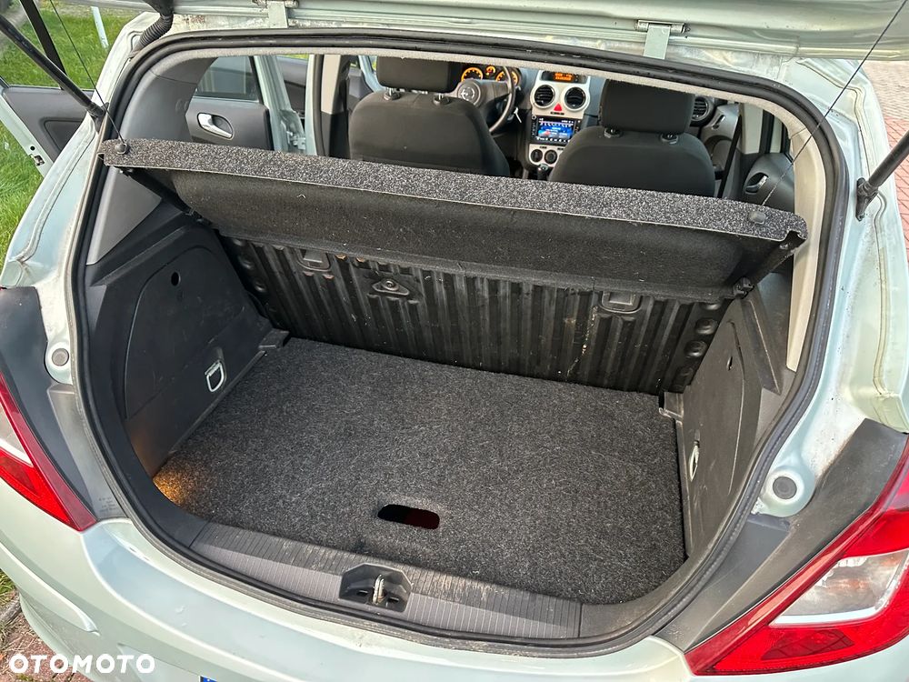 Opel Corsa 1.2 16V Innovation 110 Jahre - 7