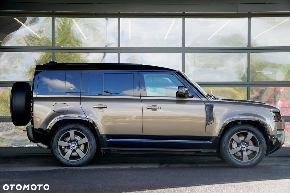 Land Rover Defender 3.0 D300 mHEV X-Dynamic HSE - 7