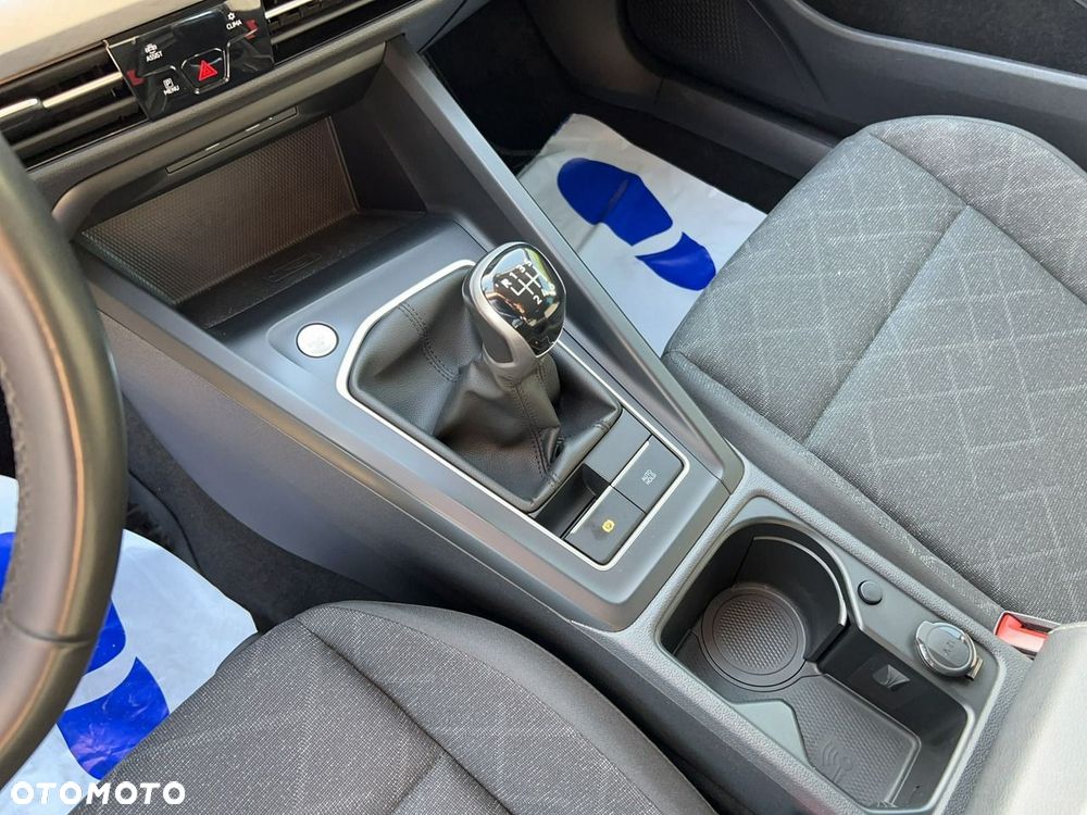 Volkswagen Golf - 14