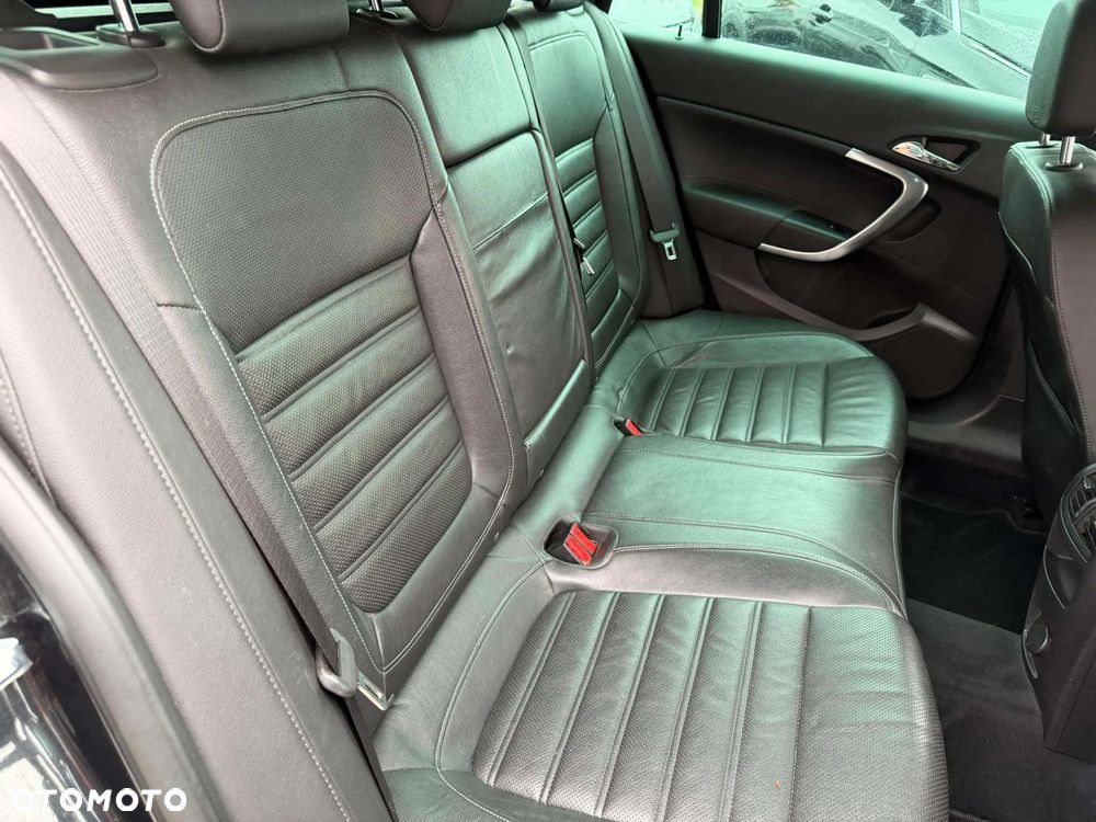 Opel Insignia 2.0 CDTI - 10