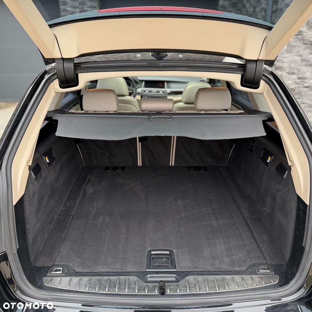 BMW Seria 5 525d xDrive Sport-Aut Modern Line - 11