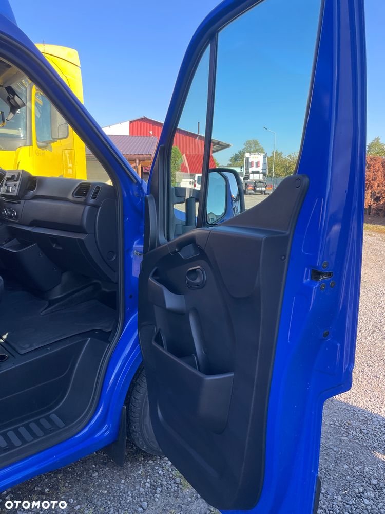 Renault Master 2,3 145KM Klima 2022 - 16