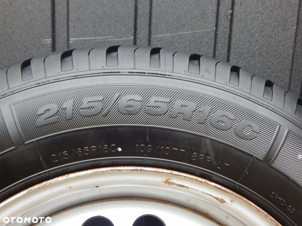 vw t5 koła felgi opony r16 215/65 7f0601027 bieżnik 7.8 i 7.5 - 8