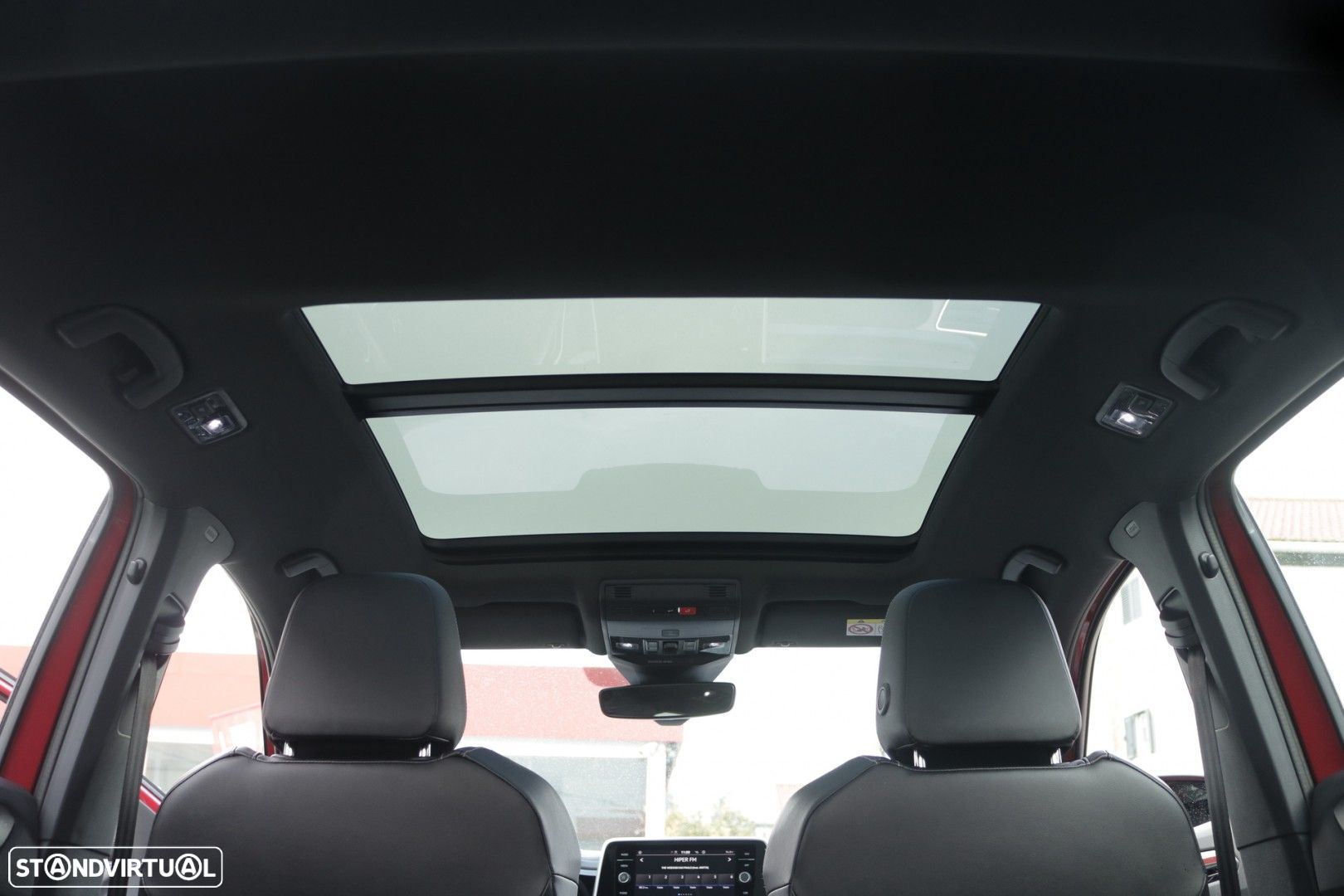 VW T-Roc 2.0 TDI R-Line DSG - 36