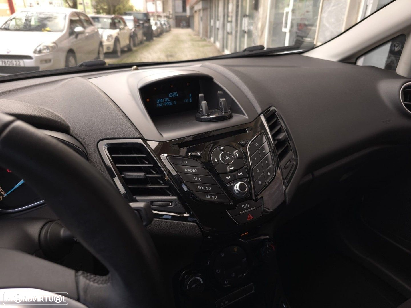 Ford Fiesta 1.0 Ti-VCT Titanium - 21