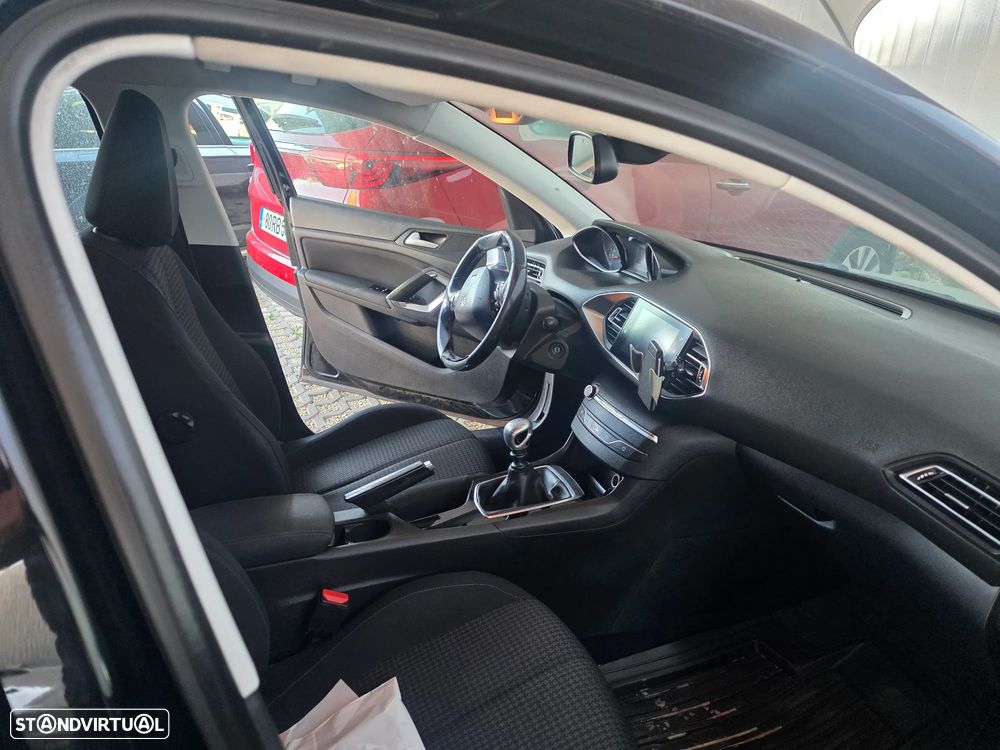 Peugeot 308 SW 1.5 BlueHDi Style - 12