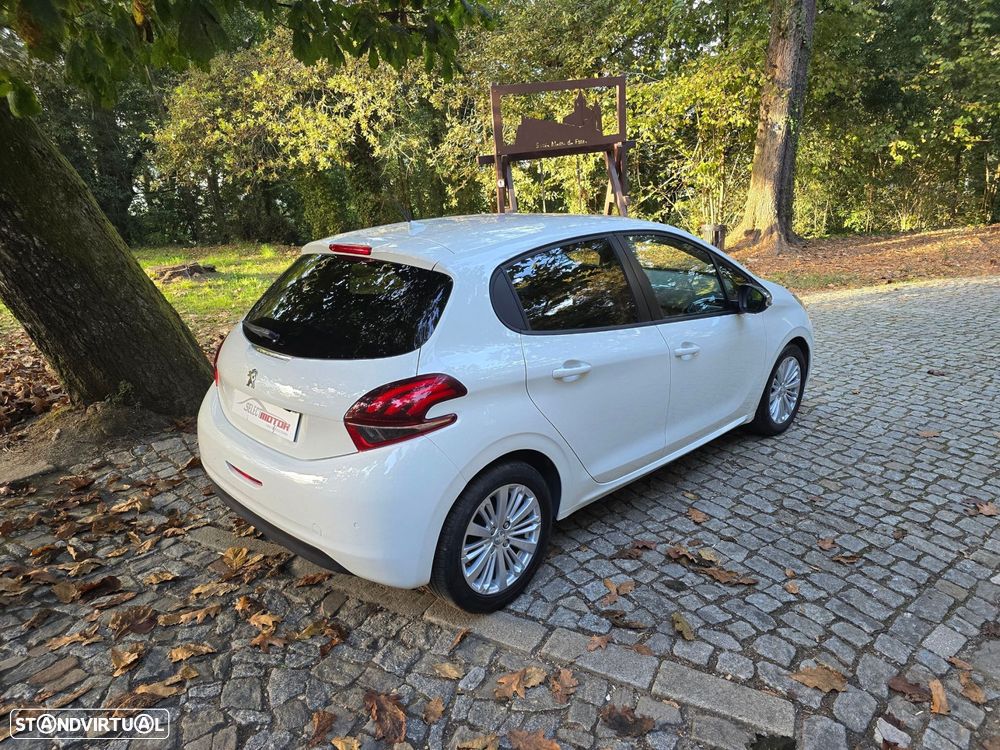 Peugeot 208 1.2 PureTech Active - 10