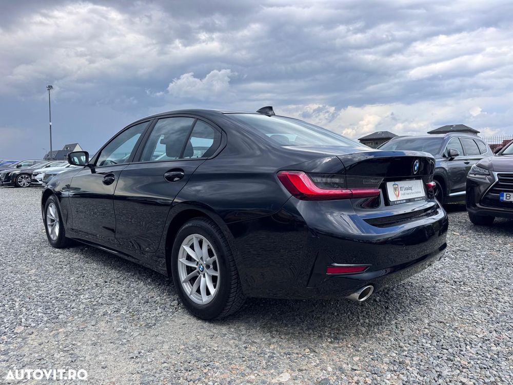 BMW Seria 3 320i AT - 4