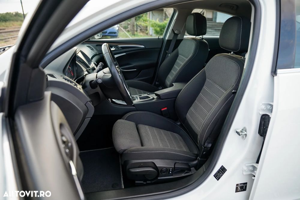 Opel Insignia - 9