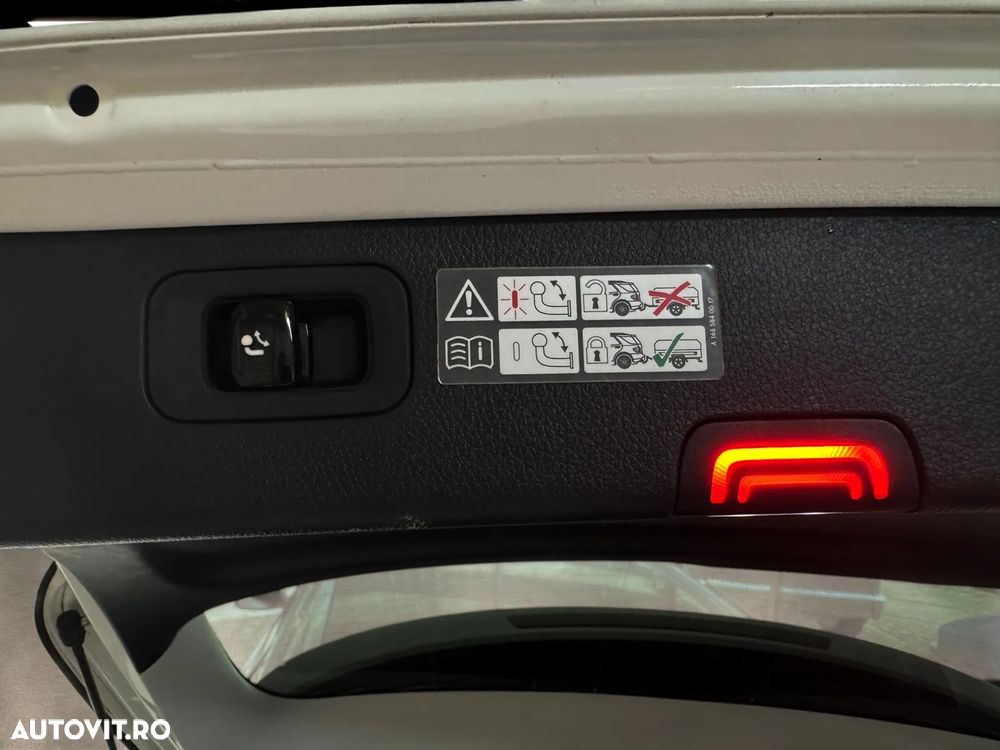 MERCEDES-BENZ C-Class 2022 — imagine 34